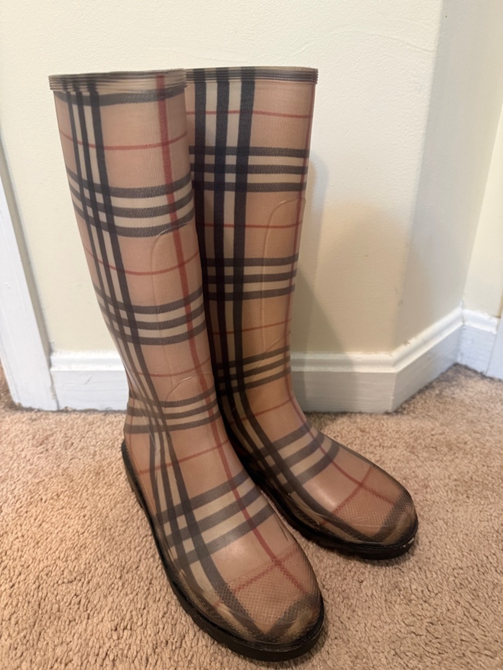 Burberry Beige Plaid Women's Rain Boots - Picture 8 of 9
